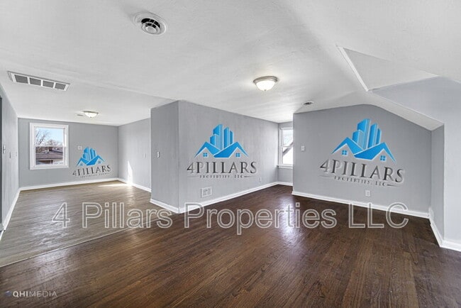 Building Photo - 3924 Henry Ave