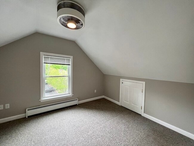 Building Photo - 17 Sanborn St