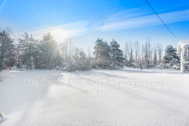 Building Photo - 10764 64th Ave