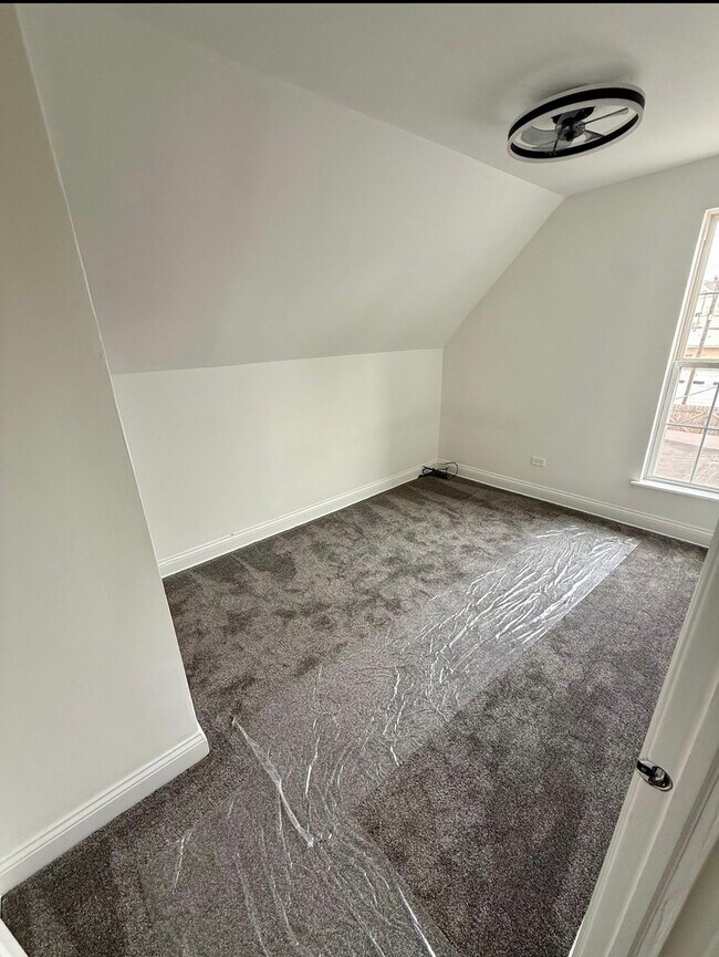 Building Photo - 309 Griswold St