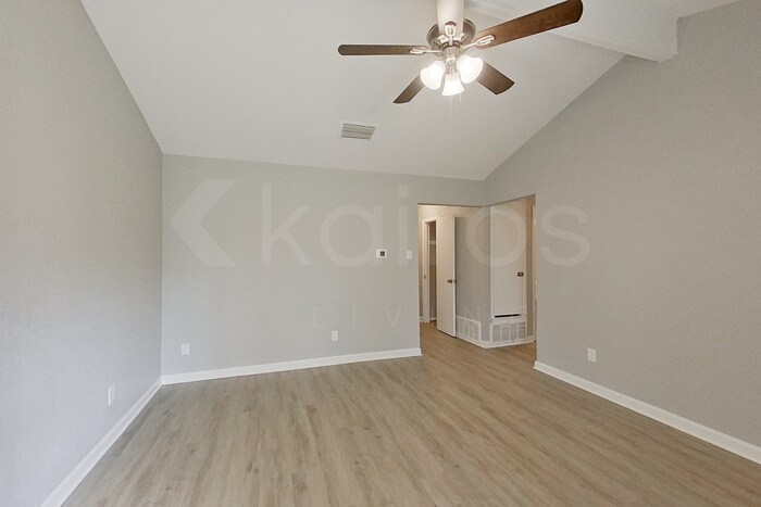 Building Photo - 1510 Clearbrook St