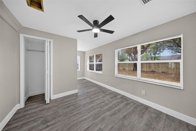 Building Photo - 500 E Broward Blvd