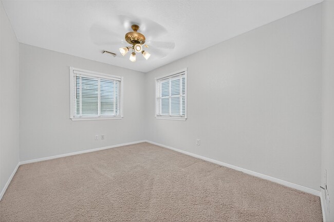 Building Photo - 2483 Hodges Bend Cir