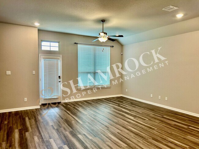 Building Photo - 10233 Driskill Dr