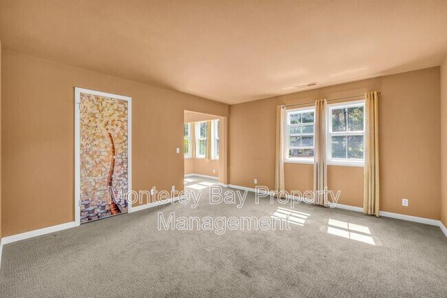 Building Photo - 98 Glen Lake Dr