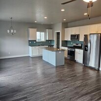 Building Photo - 259 E 1500 N