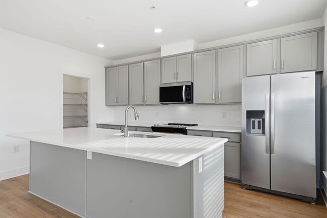 Building Photo - 6911 Cosby Vlg Ter