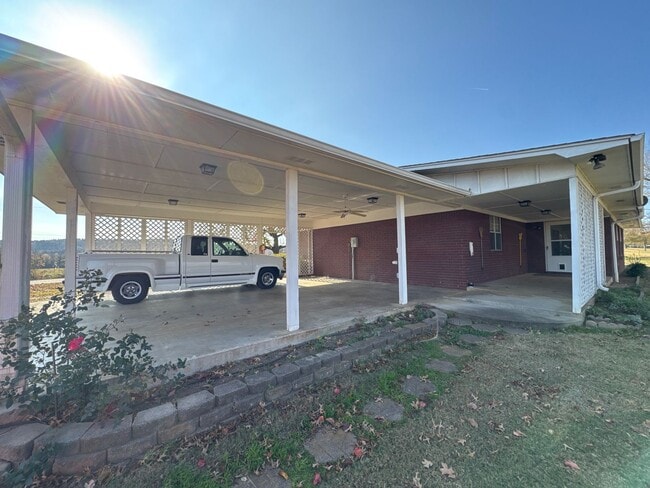 Building Photo - 3606 US-71