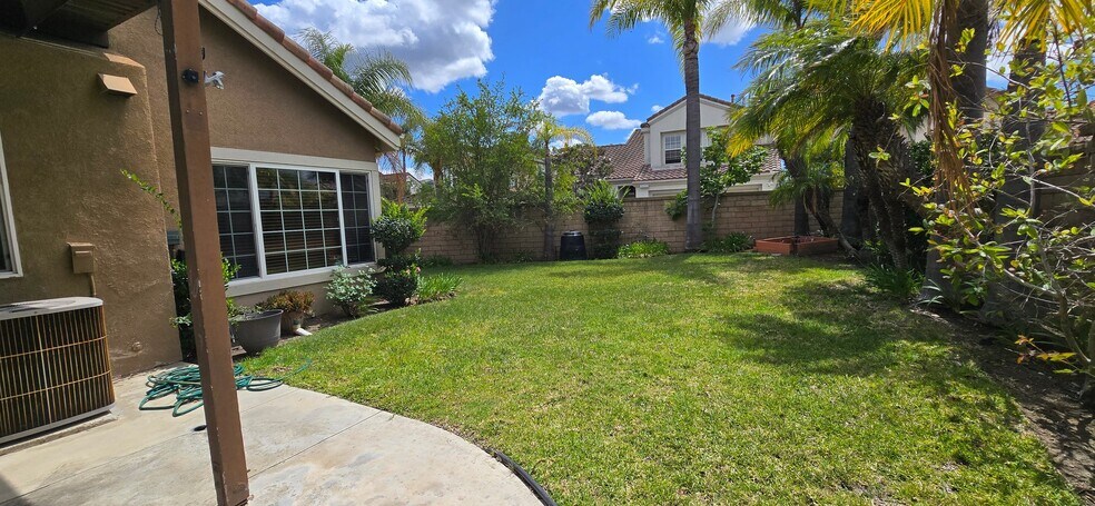 Building Photo - 766 S Morningstar Dr