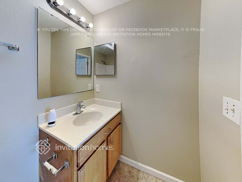 Building Photo - 1407 Kissimmee Ct