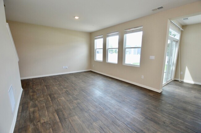 Building Photo - 6816 Cobble Spgs Ln
