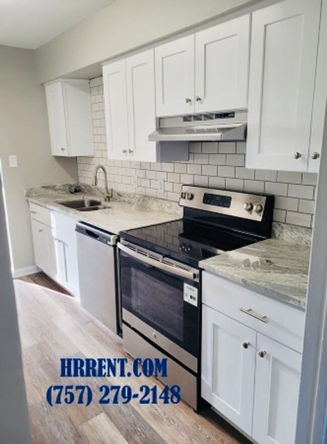 Building Photo - NEWLY Renovated 3 Bedroom 2.5 Bathroom Townhome located in the Mears Corner area of Virginia Beach!