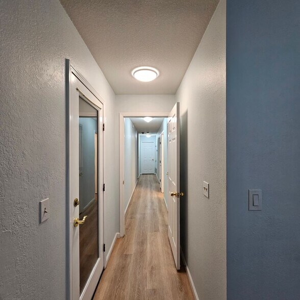 Building Photo - 2525 Travao Ln