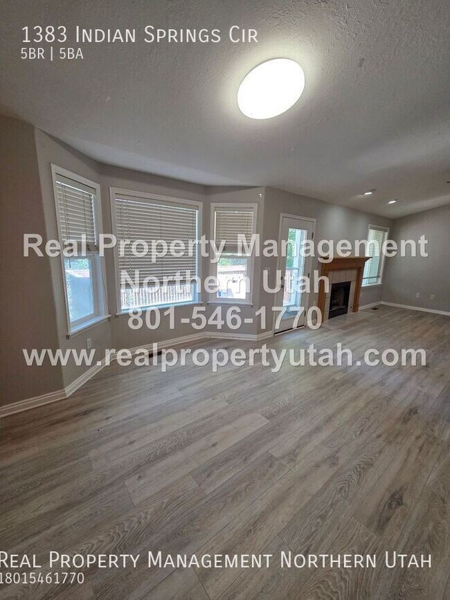 Building Photo - 1383 Indian Springs Dr