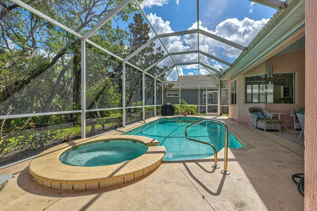 Building Photo - 3br/2ba Pool Home in Venetia