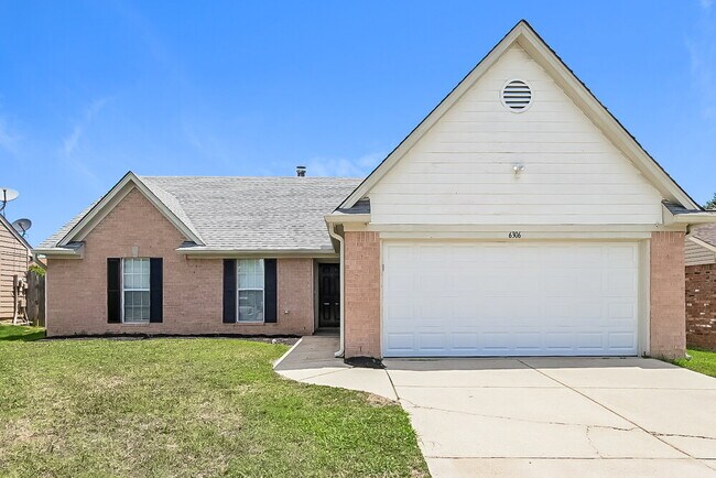 Building Photo - 6306 Magnolia Lakes Dr