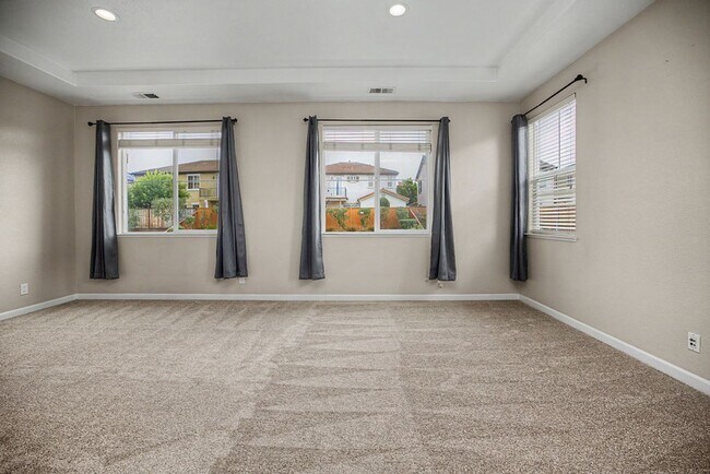 Building Photo - 4865 Peninsula Point Dr