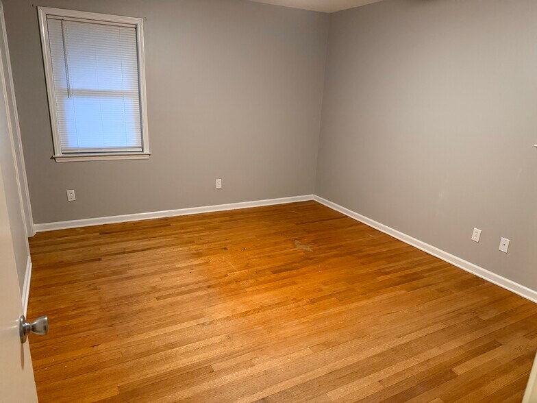 Master Bed Room - 7241 Renda St