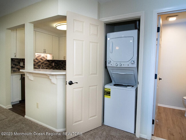 Building Photo - 459 Magnolia Ct