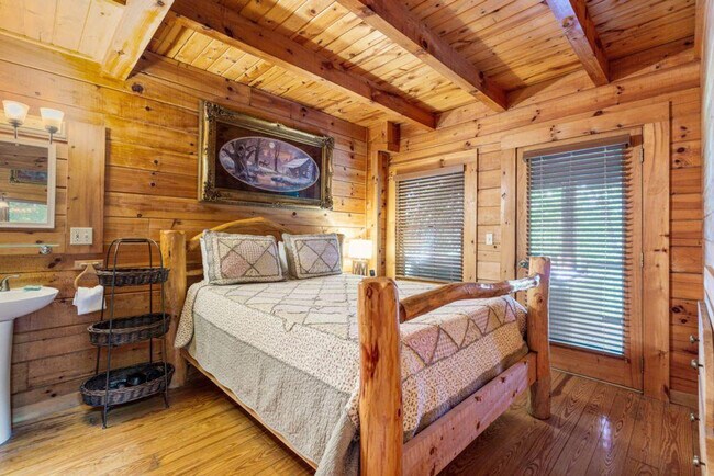 Building Photo - 3053 Brothers Way