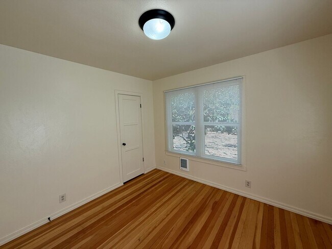 Building Photo - 1133mc