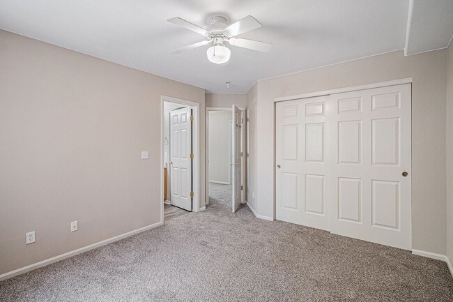 Building Photo - Charming 2-Bedroom Home in Highlands Ranch...