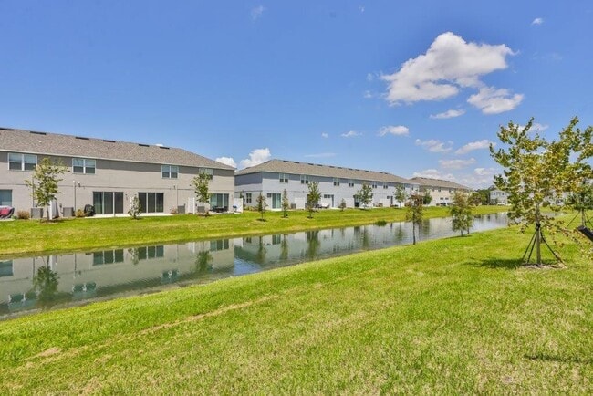 Building Photo - 7045 Grand Elm Dr