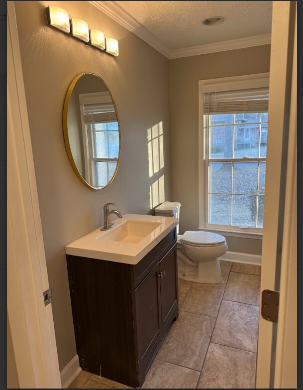 Half Bath - 2475 Freydale Rd SE