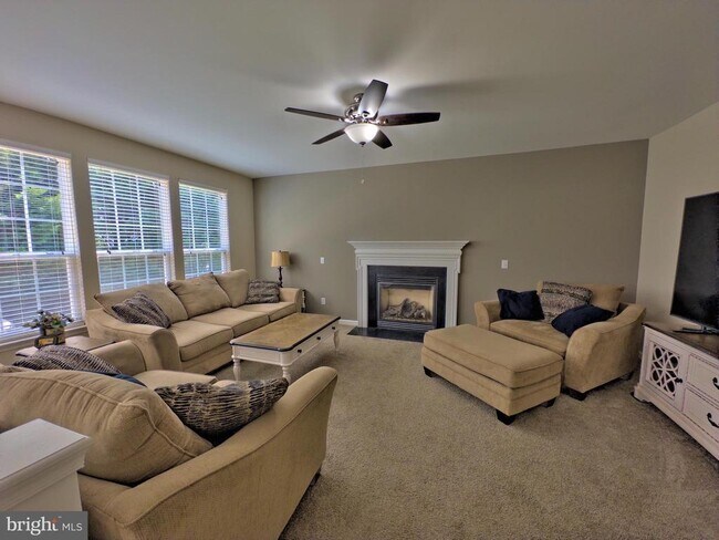 Building Photo - 161 Belfry Dr