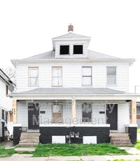Building Photo - 626 Pritz Ave