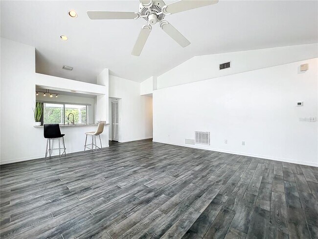 Building Photo - 5716 Delano Ln