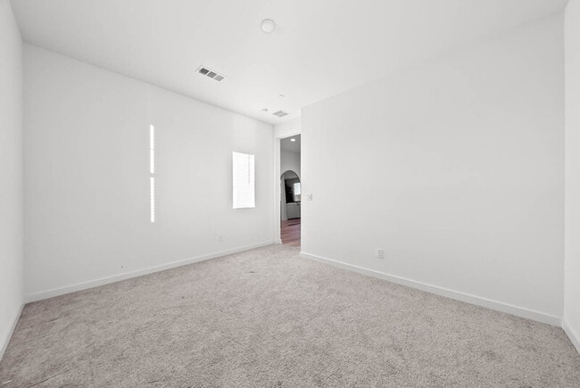 Building Photo - 29963 Blueridge Ct