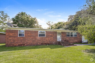 Building Photo - 3942 Barmer Dr