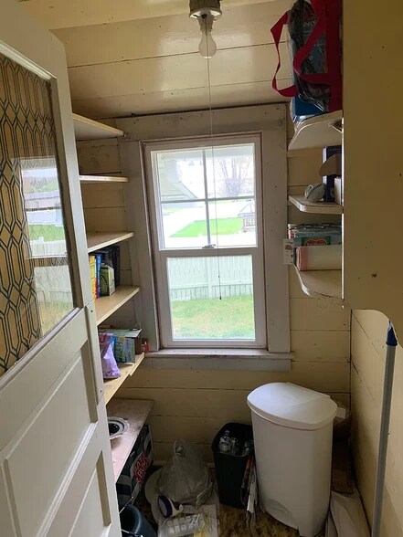 Building Photo - 601 W California St