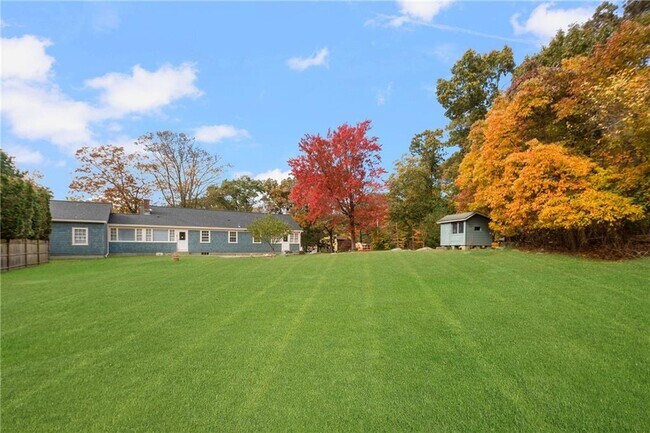 Building Photo - 286 Westcott Rd