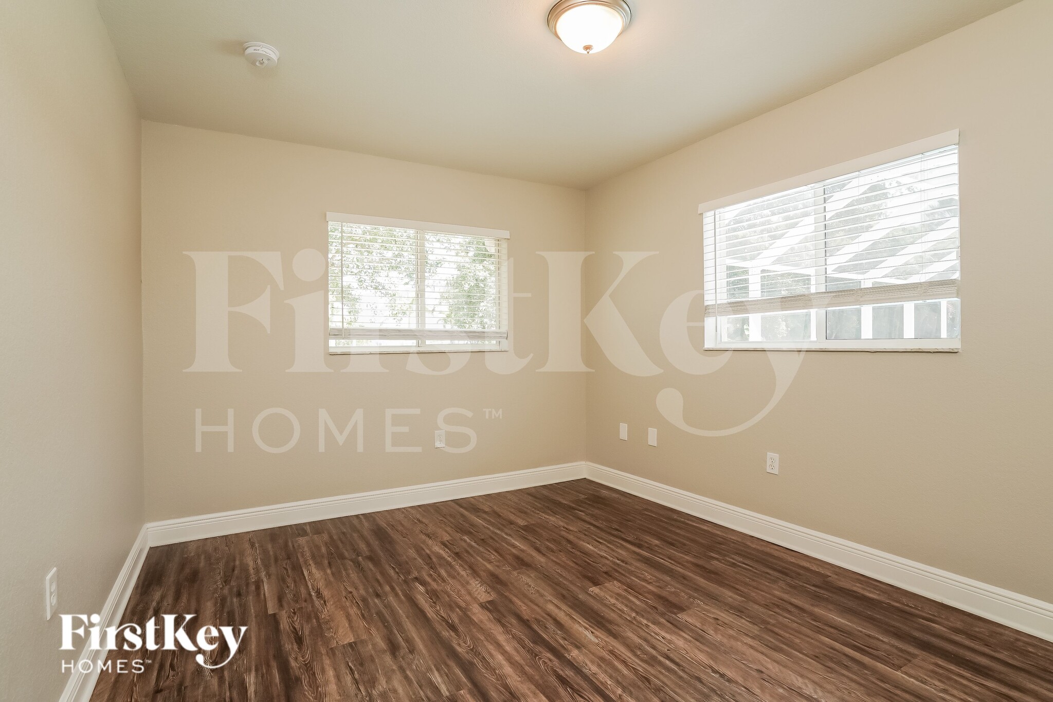 Building Photo - 4129 Jacaranda Pkwy W