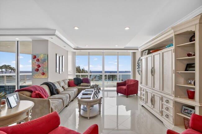 Building Photo - 101 S Fort Lauderdale Beach Blvd
