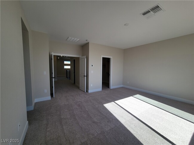 Building Photo - 10270 Magnolia Crk St