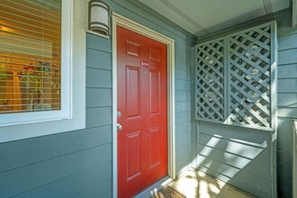 Building Photo - Easy on the Budget, Water/Sewer/Garbage/Pa...
