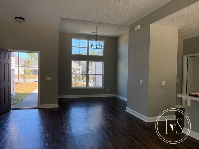 Building Photo - 244 Grayson Ave