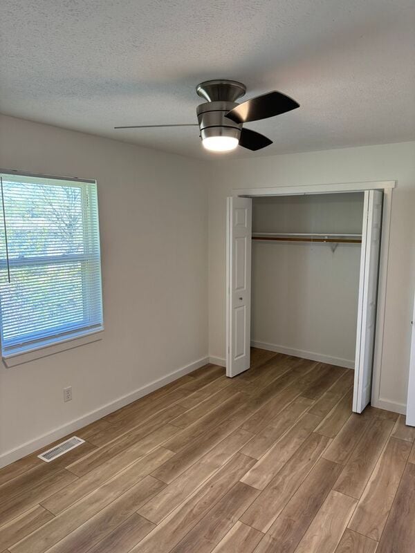 Building Photo - 623 E Bain St