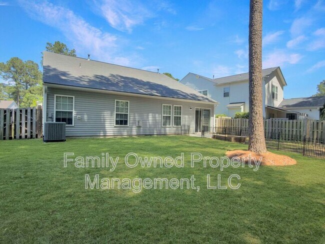 Building Photo - 219 Sweet Alyssum Dr