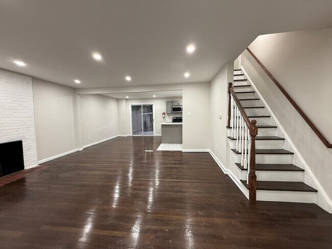 Building Photo - 255 Kawameeh Dr