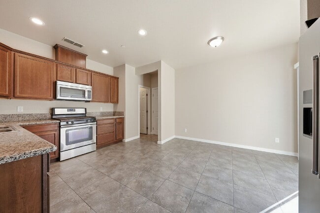 Building Photo - 669 Mission De Oro Dr