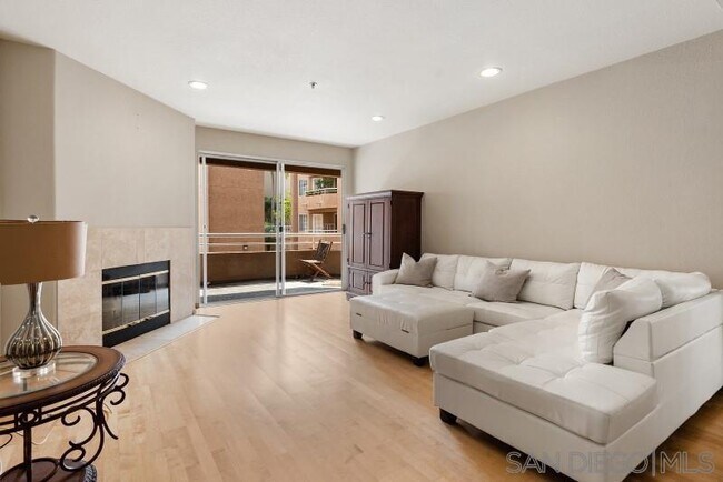 Building Photo - 3969 Mahaila Ave
