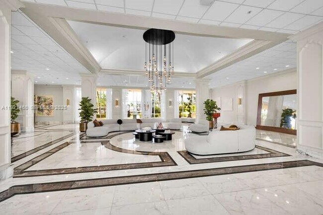 Building Photo - 5600 Collins Ave