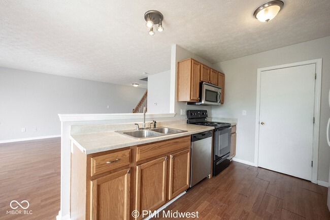 Building Photo - 5653 Valhalla Way