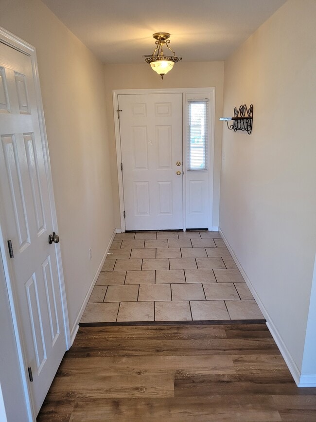Building Photo - 5002 Hatteras Dr