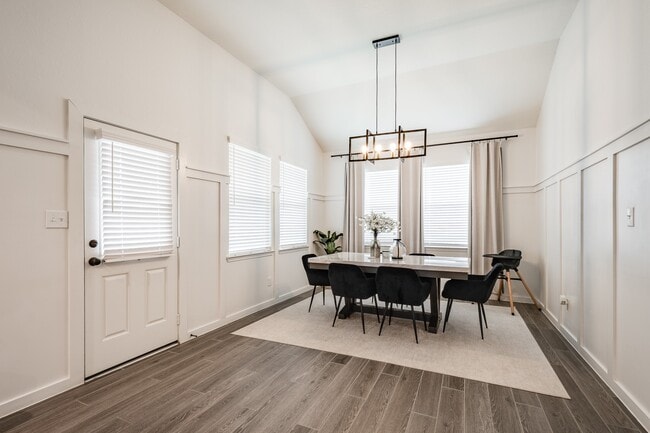 Building Photo - 14231 Angelina Dr