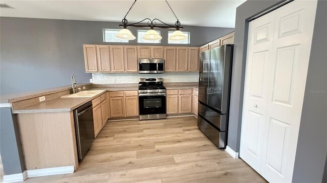 Building Photo - 1155 Millbrook Cir